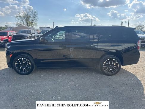 Used 2021 Chevrolet Suburban RST AWD/4WD image 48