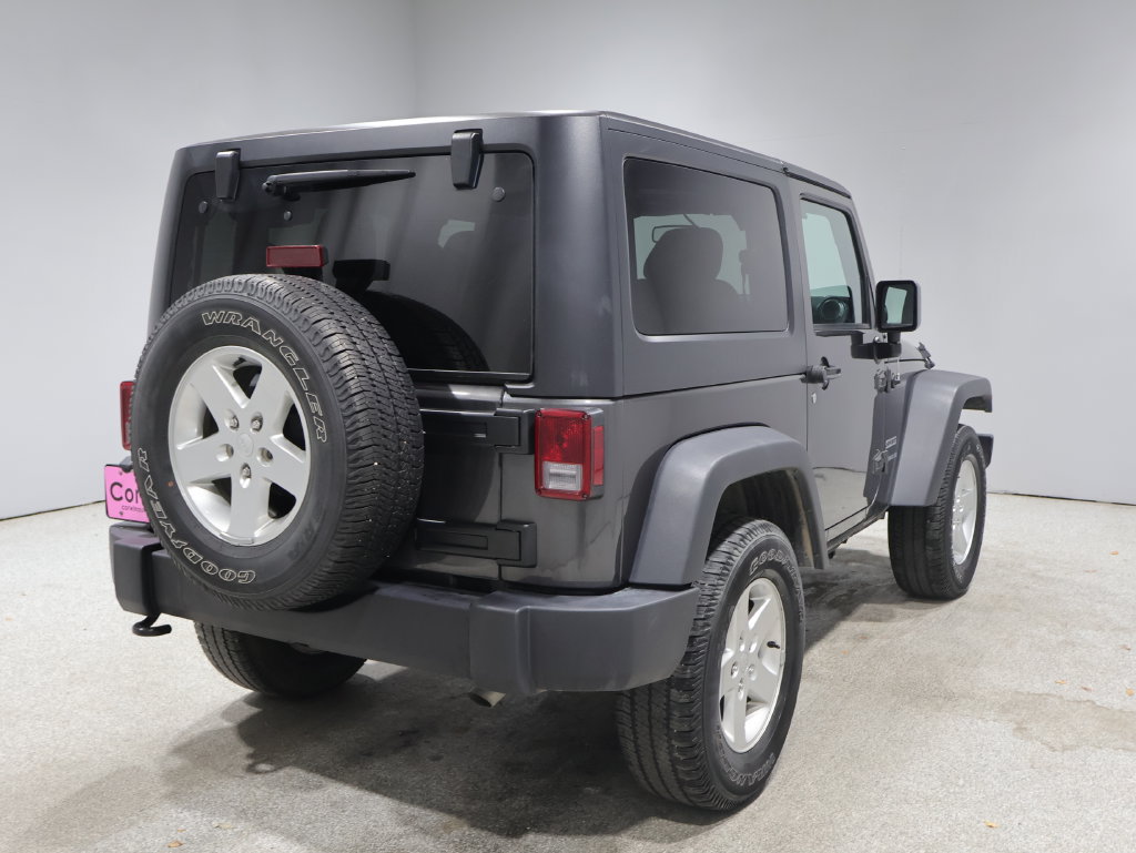 Used 2017 Jeep Wrangler Sport w/ Quick Order Package 24S AWD/4WD image 2