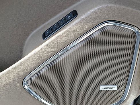 Used 2017 GMC Yukon SLT image 14