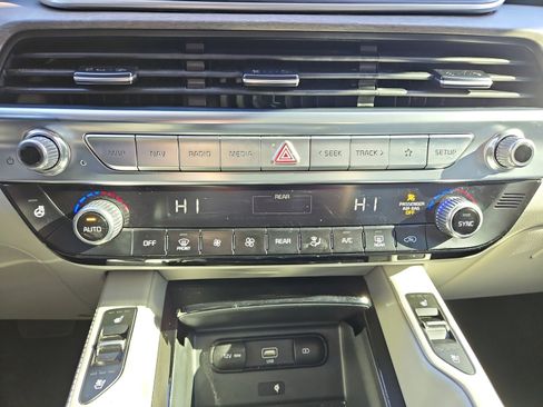 Used 2022 Kia Telluride EX w/ Towing Package image 28