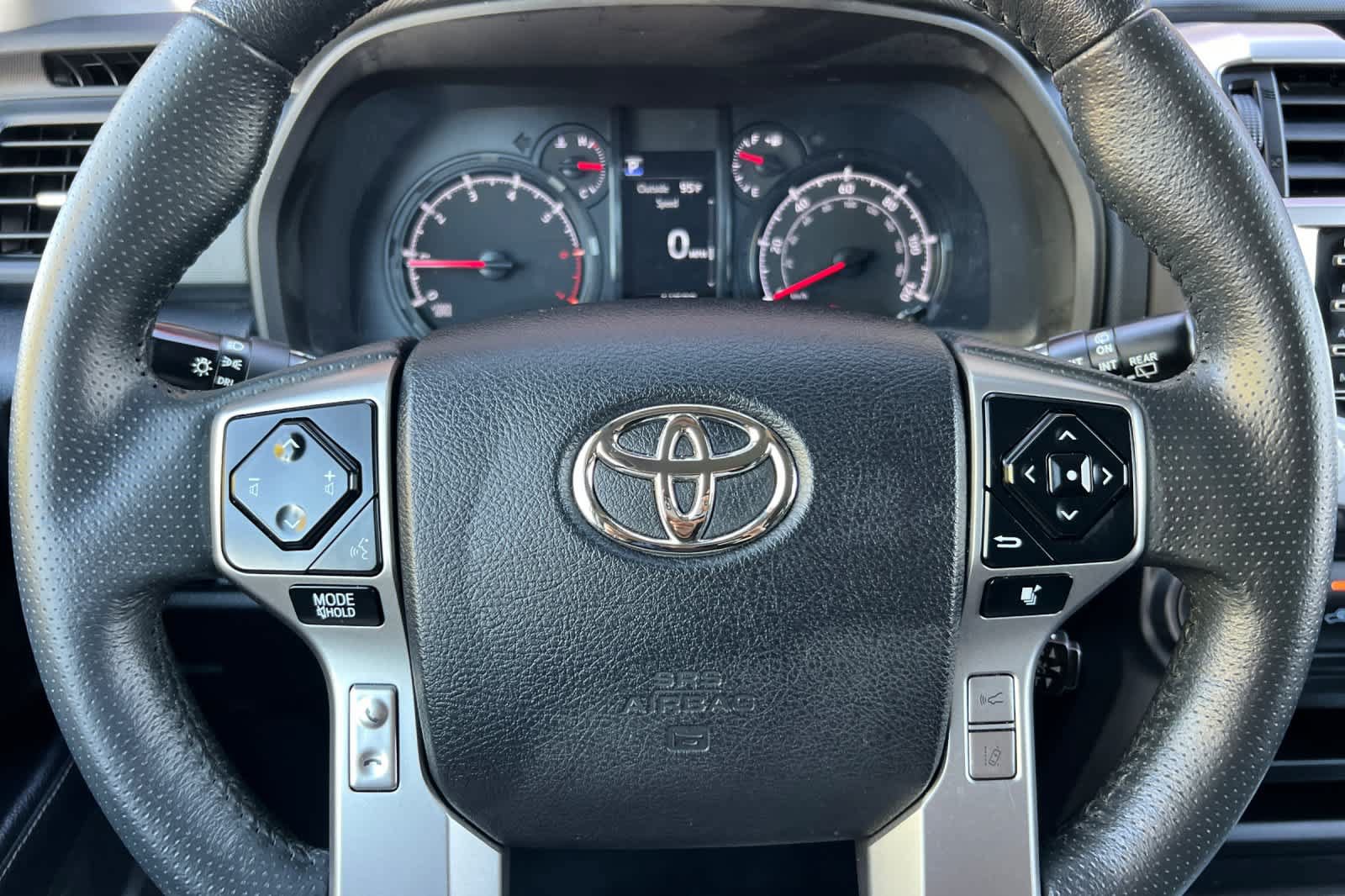 Used 2022 Toyota 4Runner SR5 AWD/4WD image 25