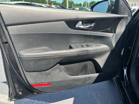 Used 2019 Kia Forte S FWD image 17