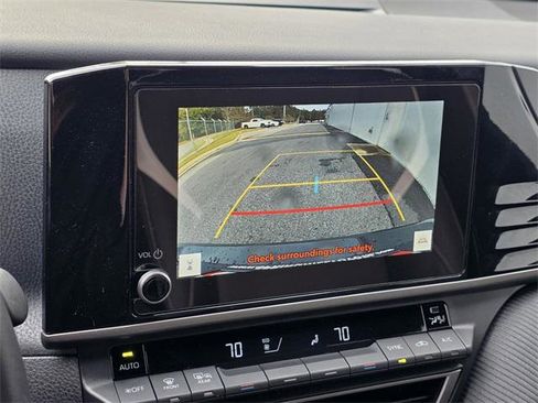 Certified 2025 Toyota Camry SE image 12