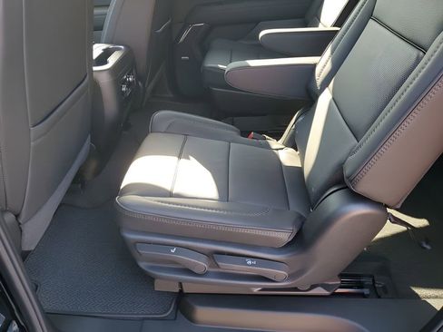 New 2026 GMC Yukon XL Denali w/ Sun & Power Step Package image 18