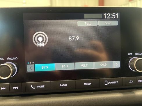 Certified 2024 Honda HR-V Sport image 30