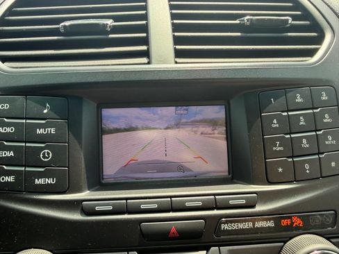 Used 2016 Ford Explorer FWD image 26