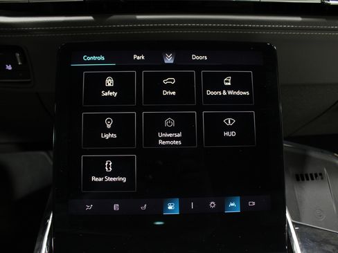 New 2025 Cadillac Escalade IQ Sport 1 w/ Smart Trailering package image 26