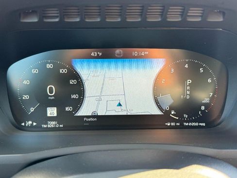 Used 2021 Volvo XC90 T6 Momentum image 20