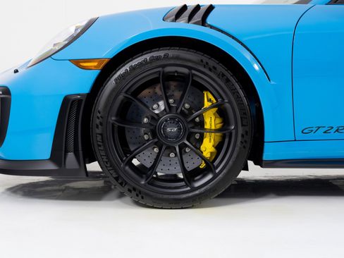 Used 2018 Porsche 911 GT2 RS image 10
