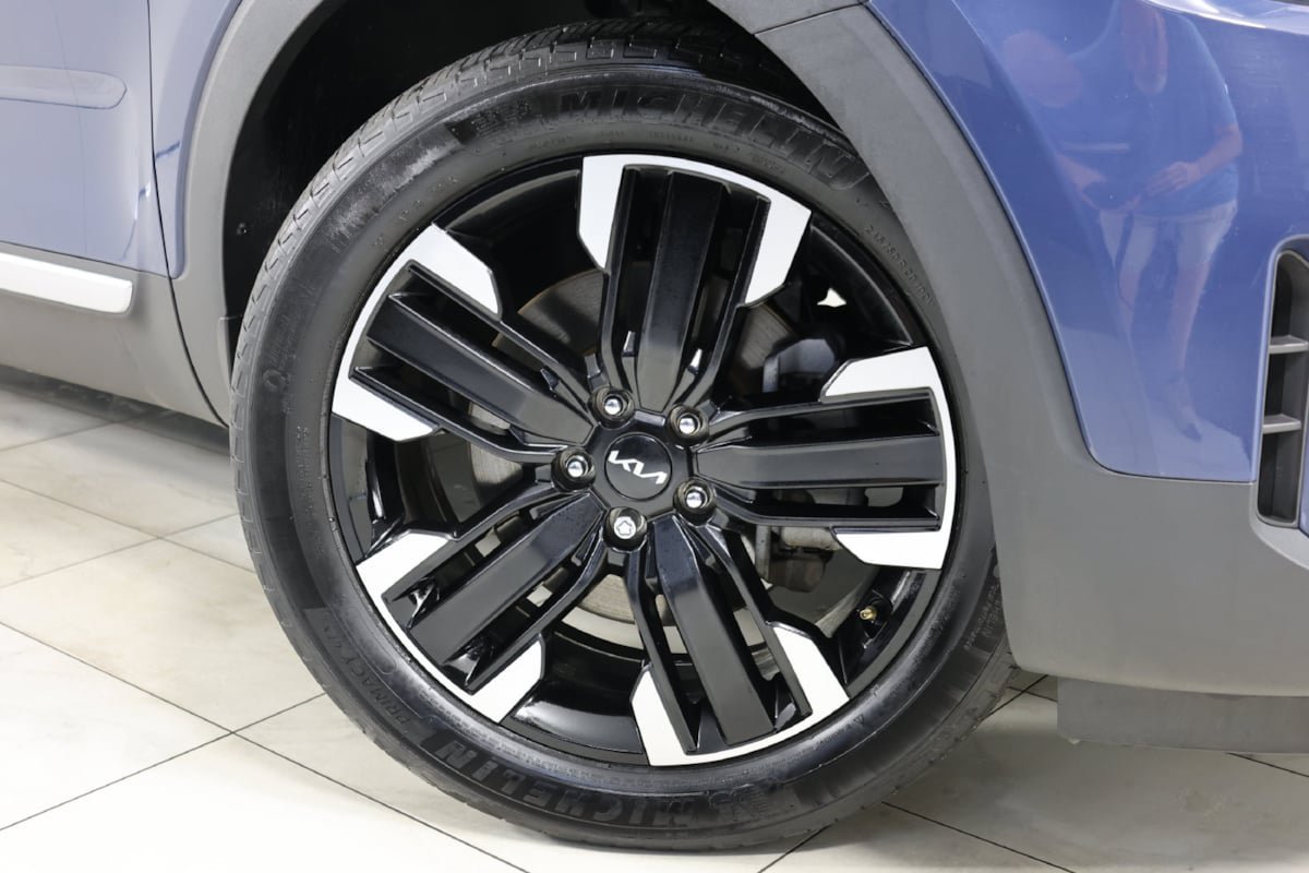 Used 2024 Kia Telluride SX AWD/4WD image 15