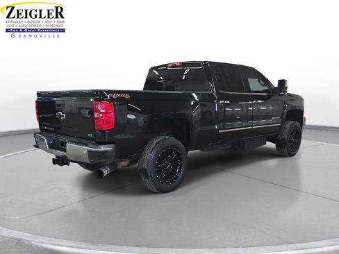 Used 2016 Chevrolet Silverado 2500 LTZ w/ Duramax Plus Package AWD/4WD image 5