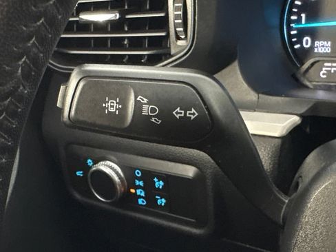 Used 2020 Ford Explorer XLT RWD image 25