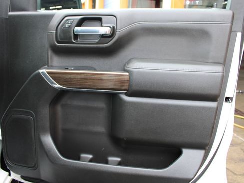 Used 2021 Chevrolet Silverado 1500 LT w/ Safety Package II AWD/4WD image 45