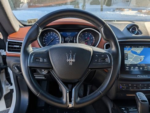 Used 2019 Maserati Ghibli S Q4 image 16