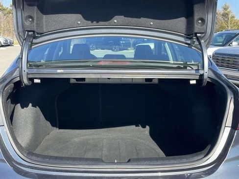 Used 2022 Kia Forte LXS image 19