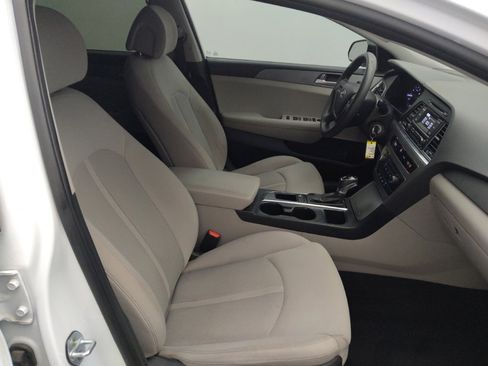 Used 2017 Hyundai Sonata SE FWD image 21