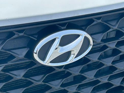 Used 2020 Hyundai Tucson SE w/ Cargo Package FWD image 10