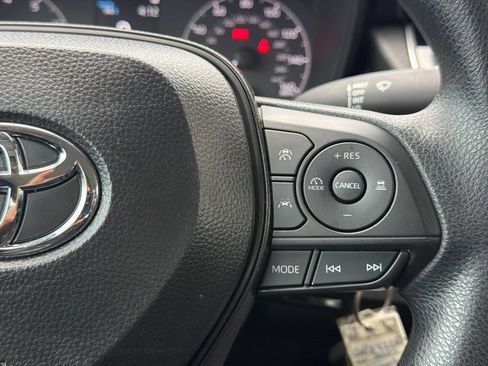 Used 2025 Toyota Corolla LE FWD image 26