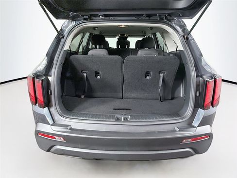 Used 2022 Kia Sorento LX AWD/4WD image 24
