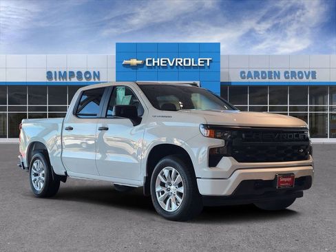 Used 2026 Chevrolet Silverado 1500 Custom image 1