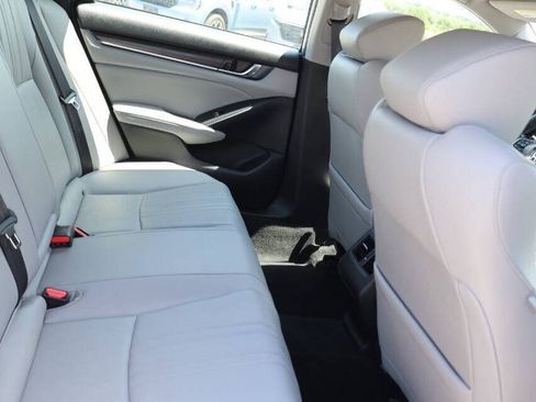 Used 2019 Honda Accord EX-L image 16
