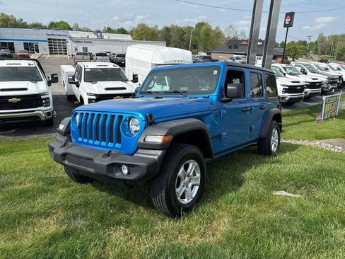Used 2022 Jeep Wrangler Unlimited Sport AWD/4WD image 1