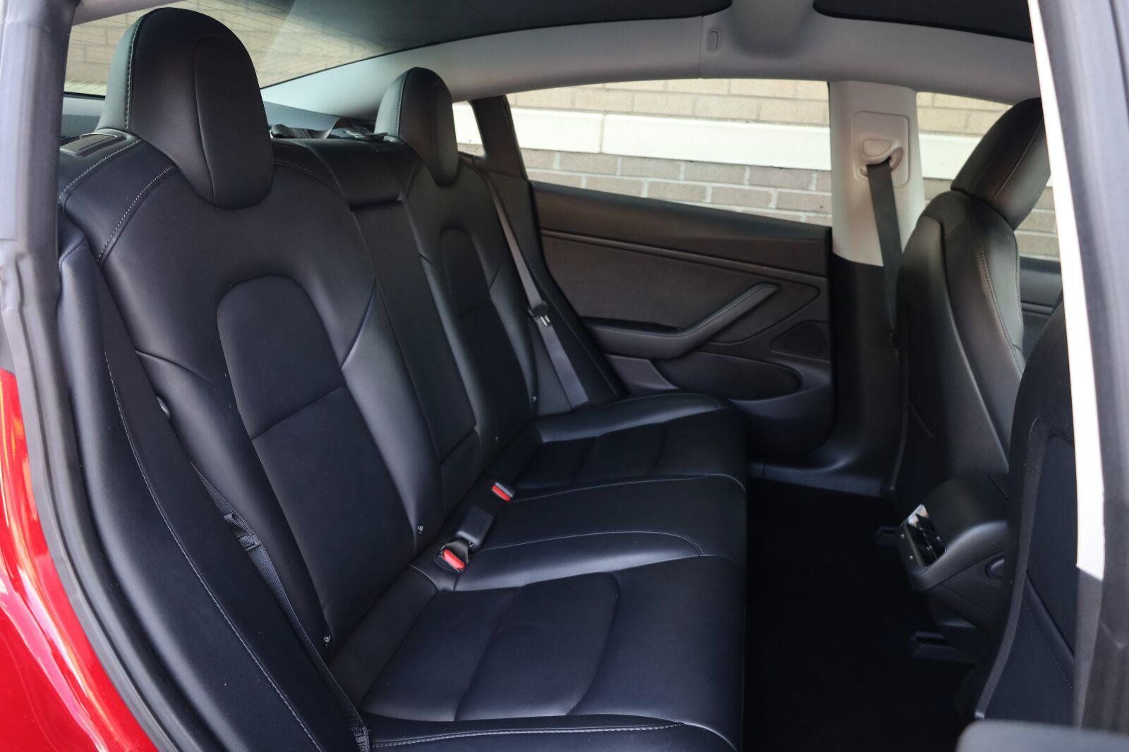 Used 2018 Tesla Model 3 Mid Range RWD image 24