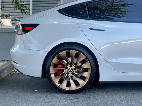 Used 2022 Tesla Model 3 Performance AWD/4WD image 19