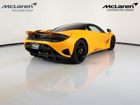 Used 2025 McLaren 750S RWD image 5
