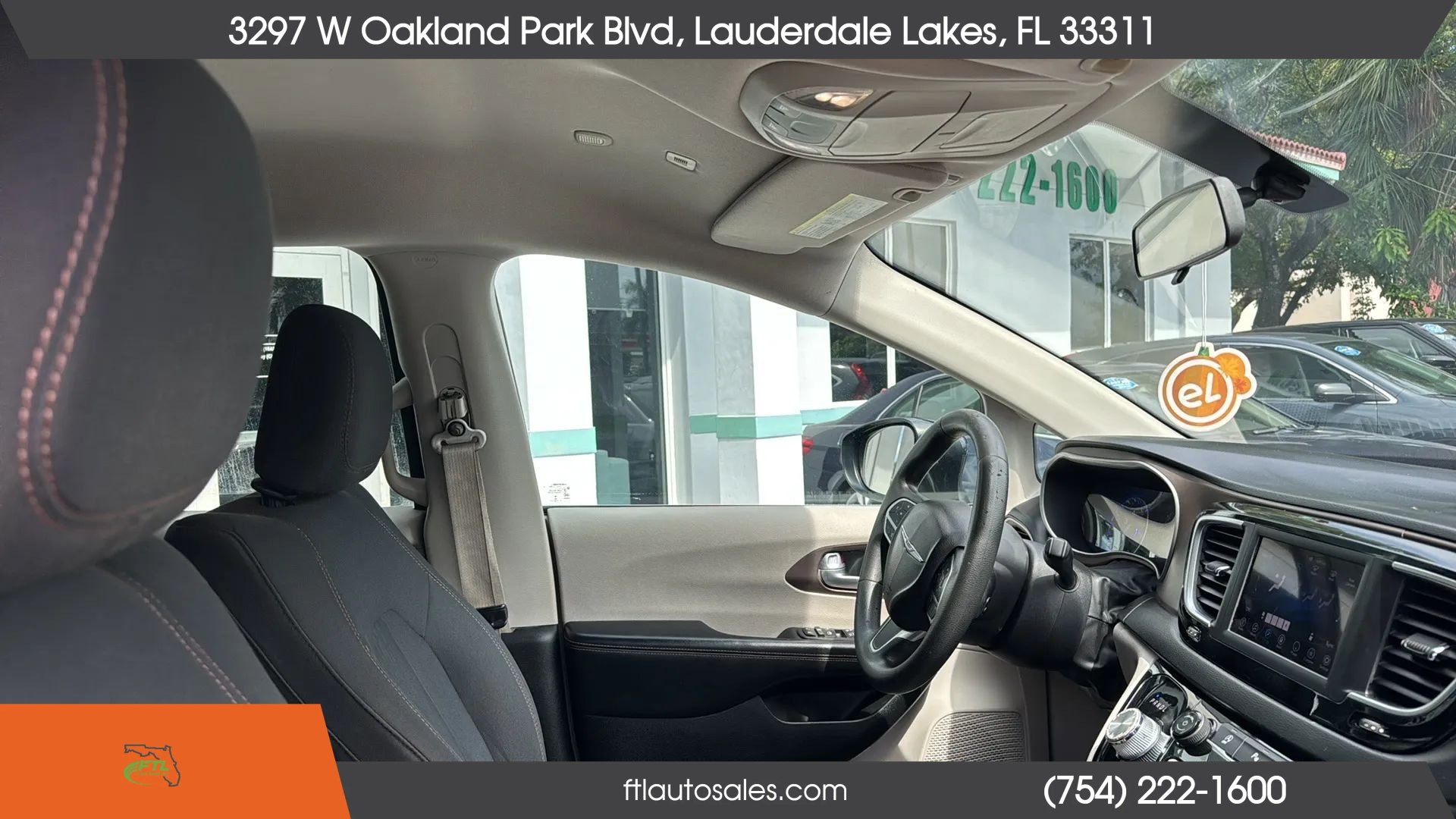 Used 2018 Chrysler Pacifica LX FWD image 31