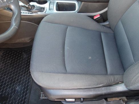 Used 2016 Chevrolet Cruze LT w/ Convenience Package image 19