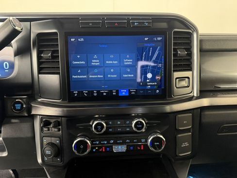 Used 2023 Ford F350 Lariat w/ FX4 Off-Road Package AWD/4WD image 20