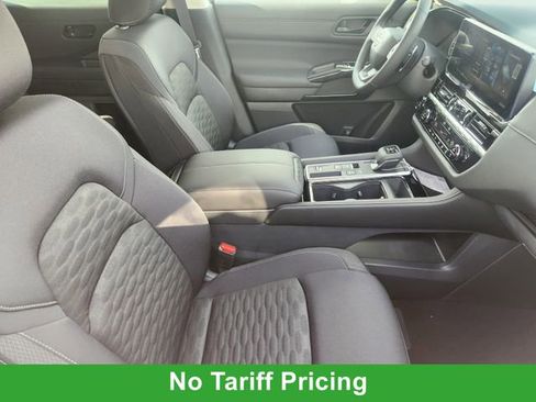 New 2026 Nissan Pathfinder SV image 11