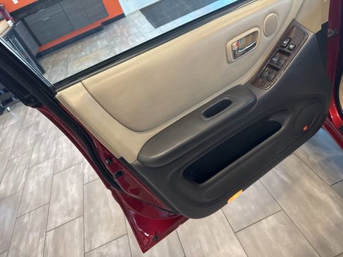 Used 2003 Toyota Highlander Limited AWD/4WD image 25