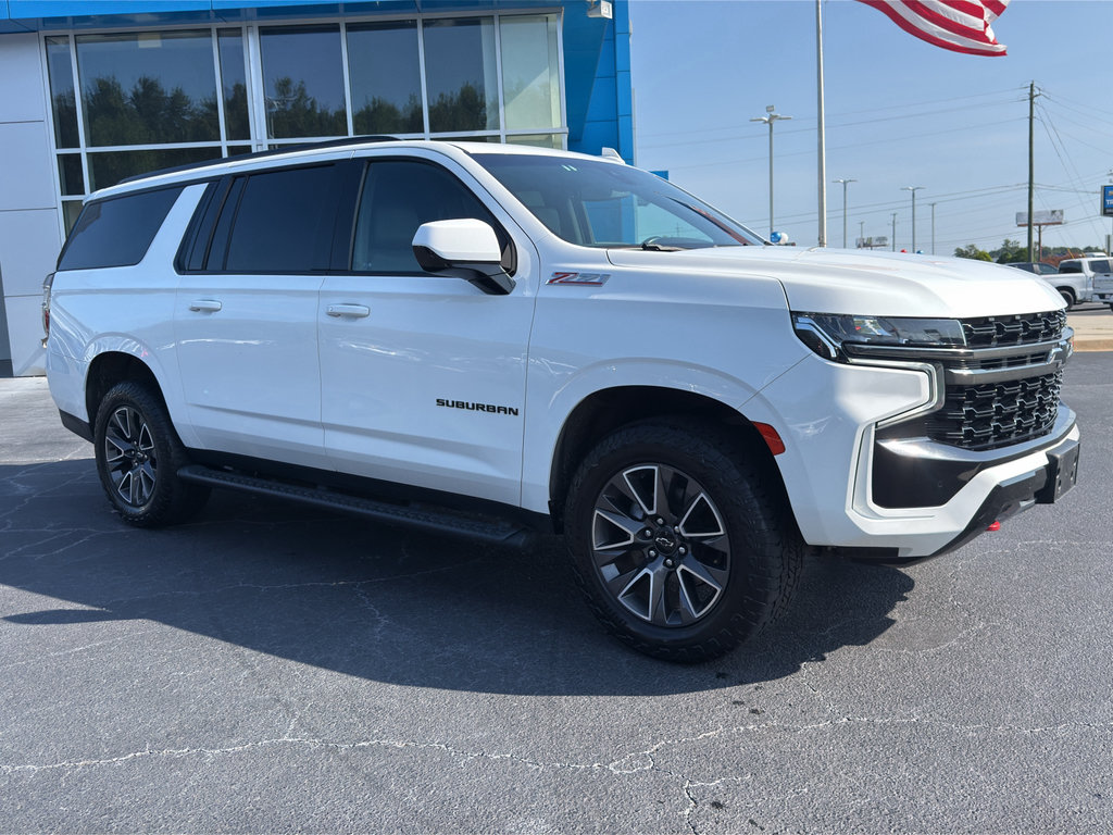 Used 2022 Chevrolet Suburban Z71 AWD/4WD image 2