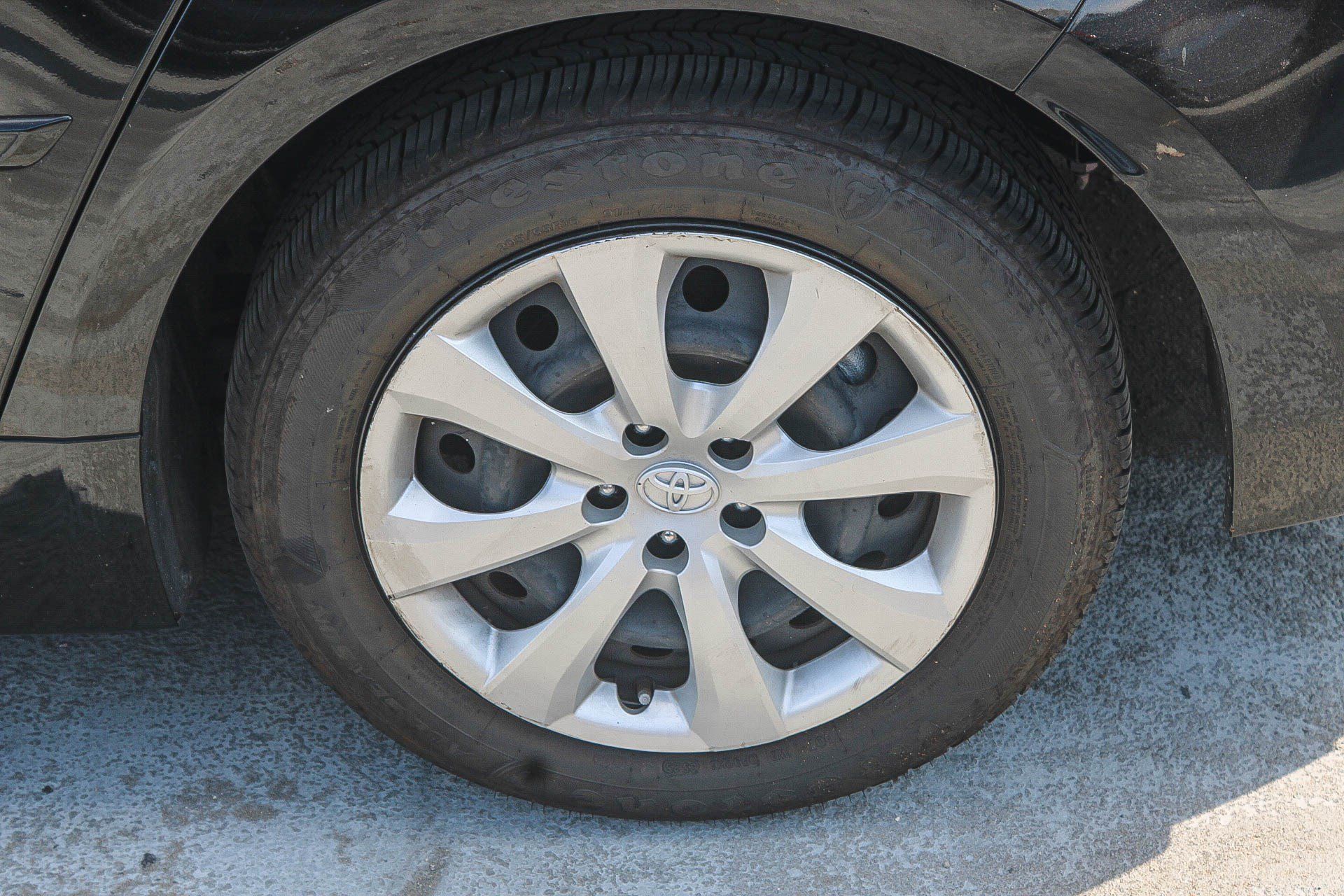 Used 2024 Toyota Corolla LE FWD image 10