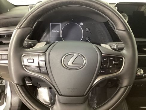 Used 2024 Lexus ES 350 Ultra Luxury FWD image 13