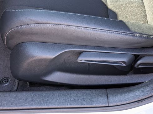 Used 2025 Honda Civic Sport image 15