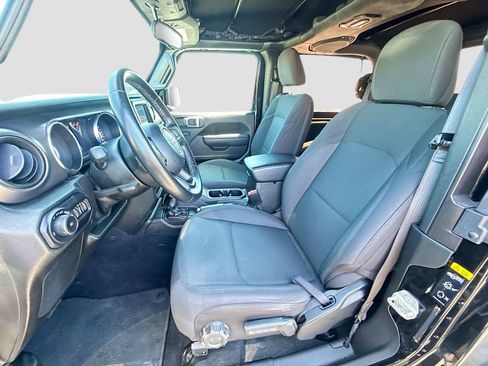 Used 2022 Jeep Wrangler Sport AWD/4WD image 23