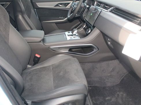 New 2026 Jaguar F-PACE SVR AWD/4WD image 3
