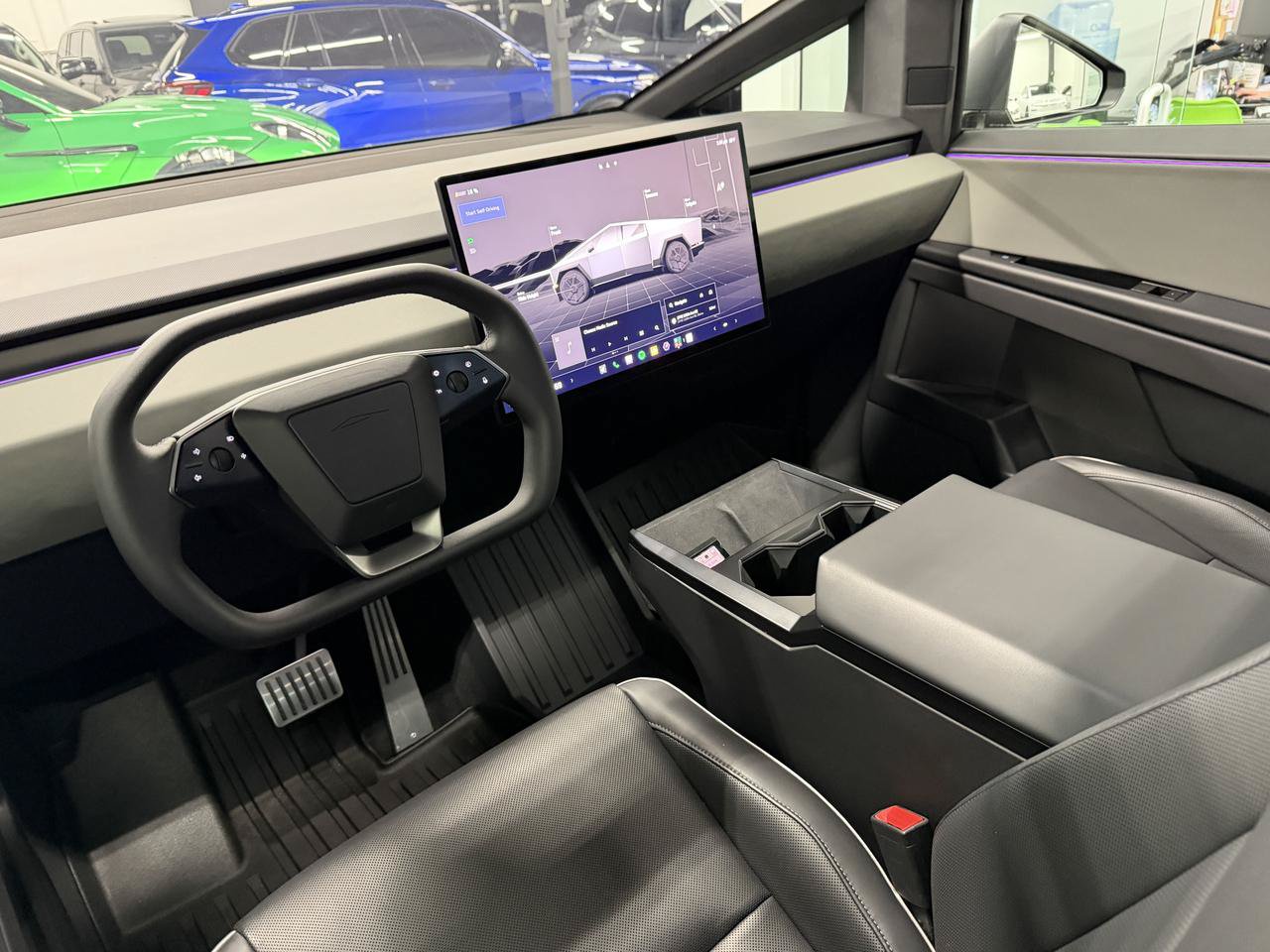 Used 2024 Tesla Cybertruck AWD Crew Cab image 16