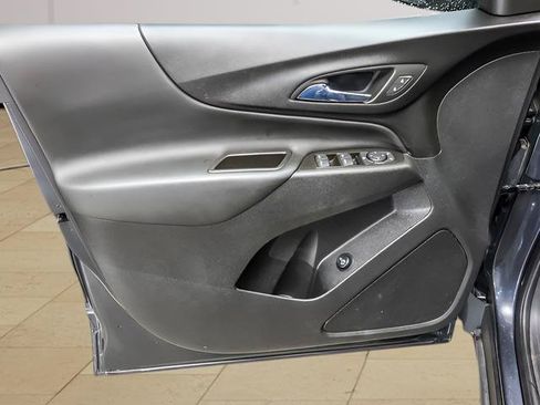 Used 2023 Chevrolet Equinox LT AWD/4WD image 21