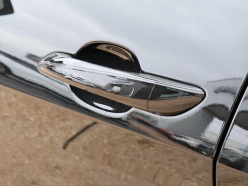 New 2025 Hyundai Elantra Limited image 20