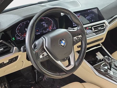 Used 2019 BMW 330i xDrive Sedan w/ Convenience Package AWD/4WD image 18