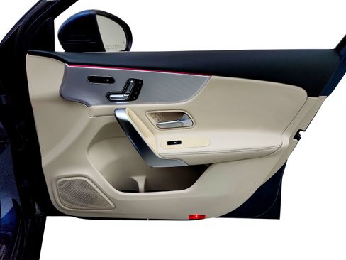 Certified 2022 Mercedes-Benz A 220 image 25