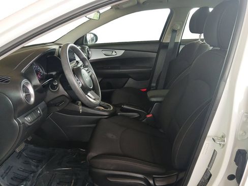 Used 2023 Kia Forte LXS FWD image 9