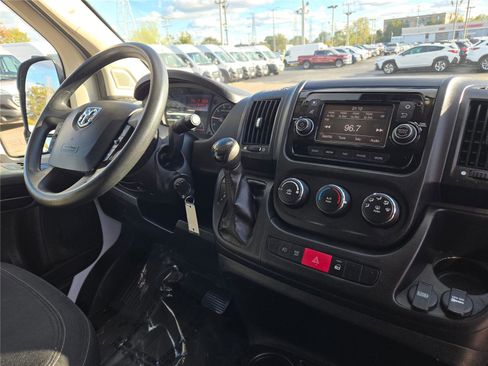 Used 2021 RAM ProMaster 2500 w/ Convenience Group image 8