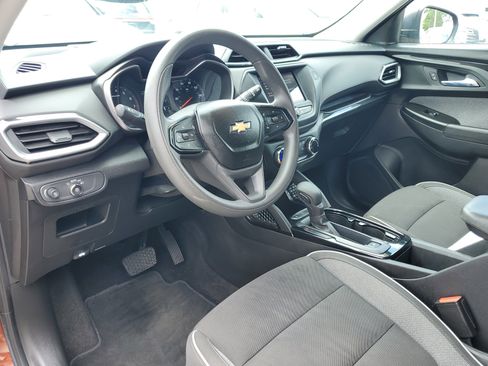 Used 2021 Chevrolet TrailBlazer LS image 12