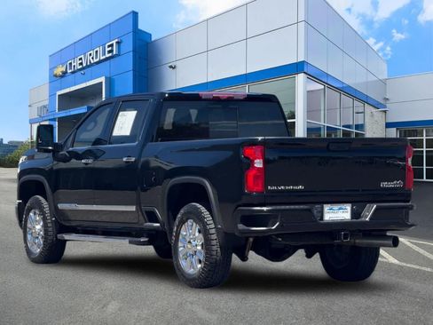 Used 2024 Chevrolet Silverado 2500 High Country w/ High Country Premium Package AWD/4WD image 6