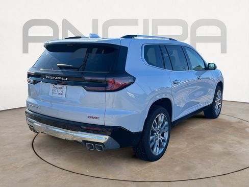 New 2026 GMC Acadia Denali w/ Super Cruise Package AWD/4WD image 10